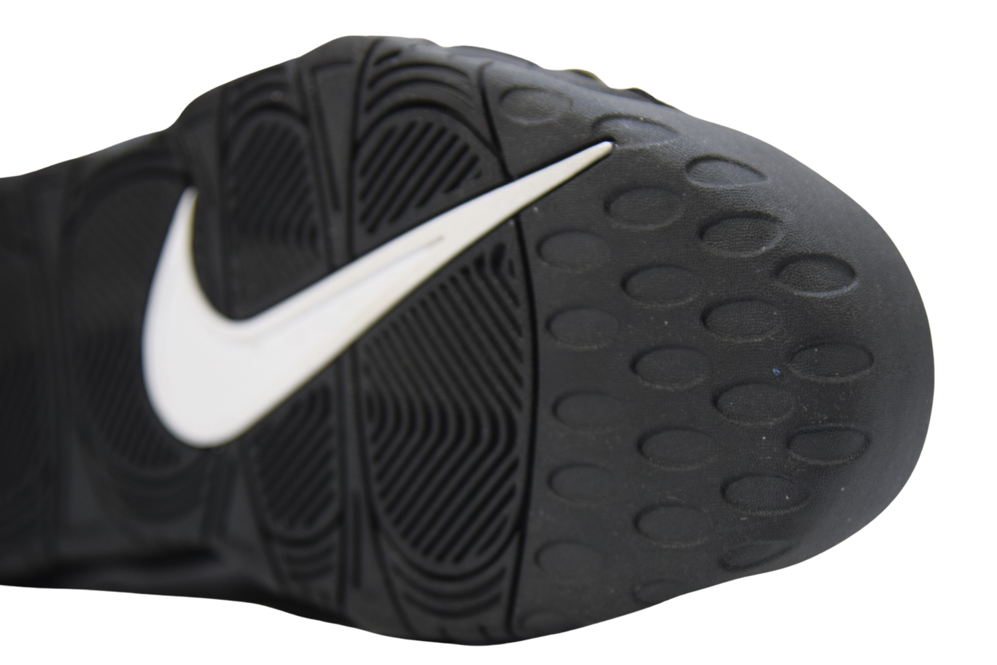 "BLACK/WHITE"AIR MORE UPTEMPO