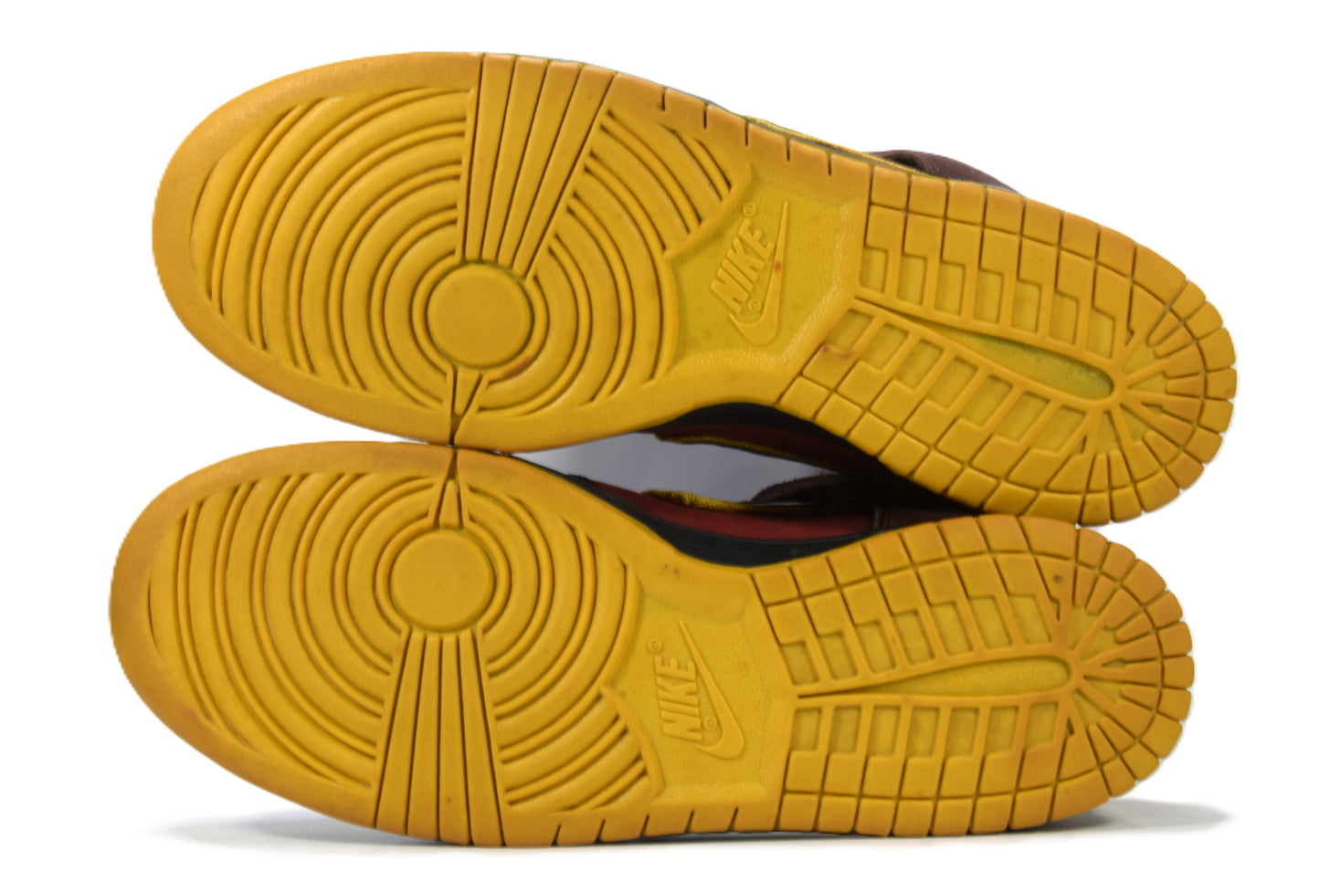 "IRON MAN"DUNK HIGH PREMIUM SB
