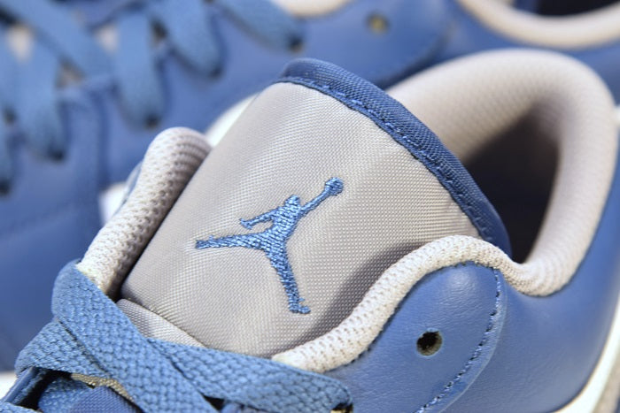 "TRUE BLUE"AIR JORDAN 1 LOW