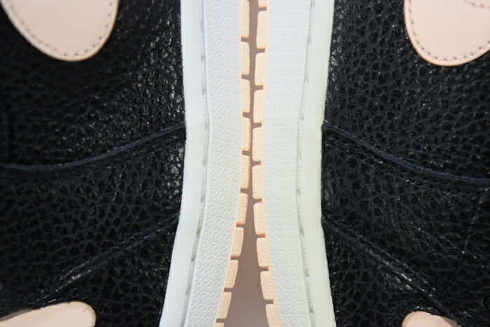 "CRIMSON TINT"AIR JORDAN 1 RETRO HIGH OG