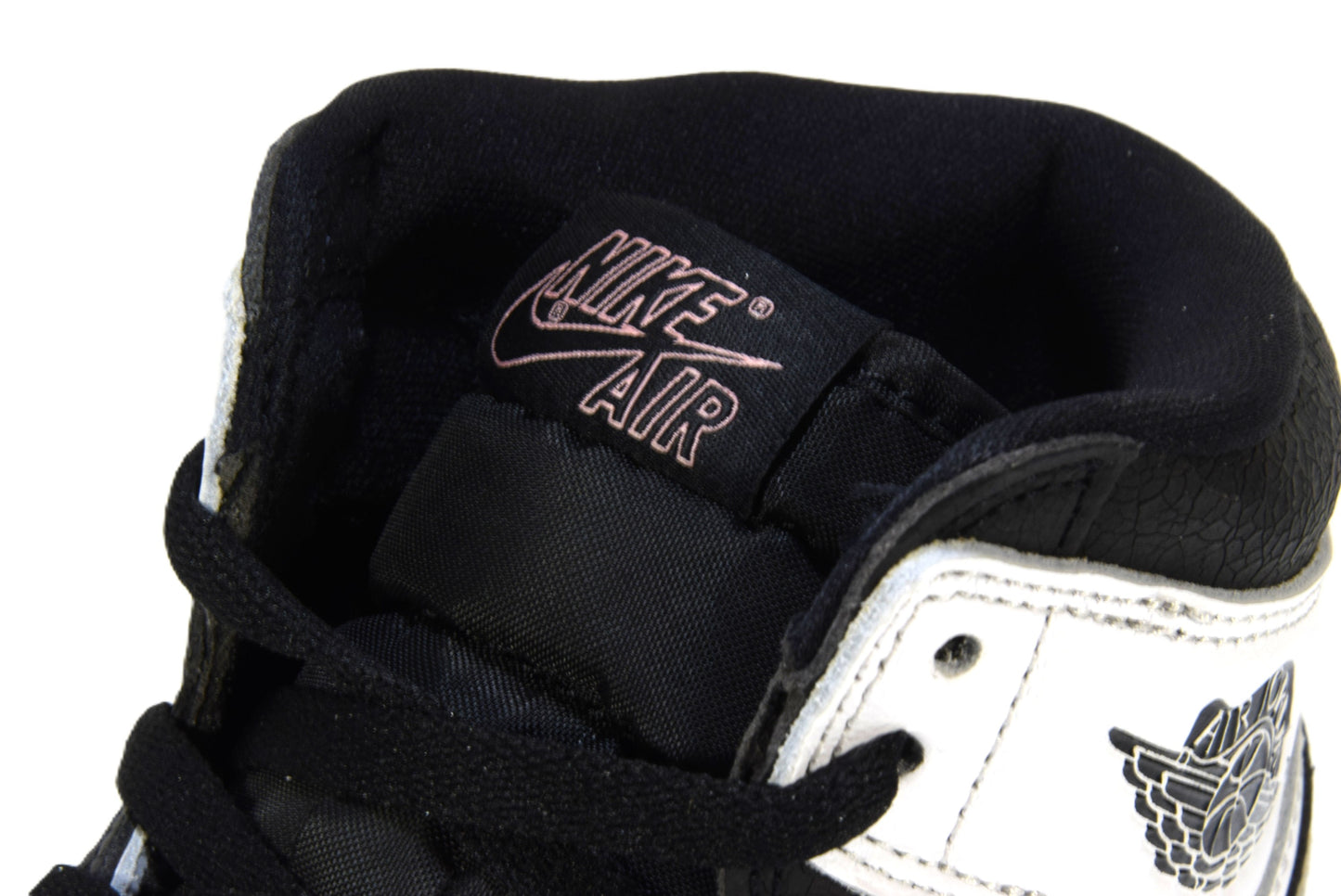 "BLEACHED CORAL"AIR JORDAN 1 RETRO HIGH OG