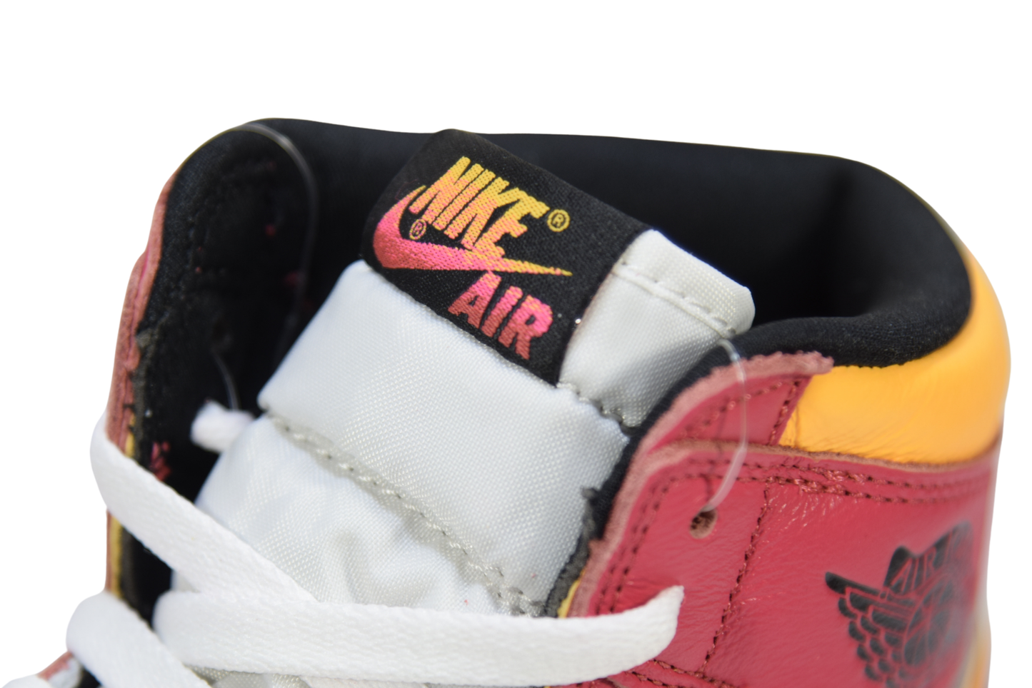 "LIGHT FUSION RED"AIR JORDAN 1 RETRO HIGH OG