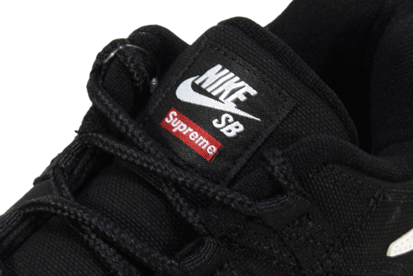 "SUPREME BLACK"SB DARWIN LOW