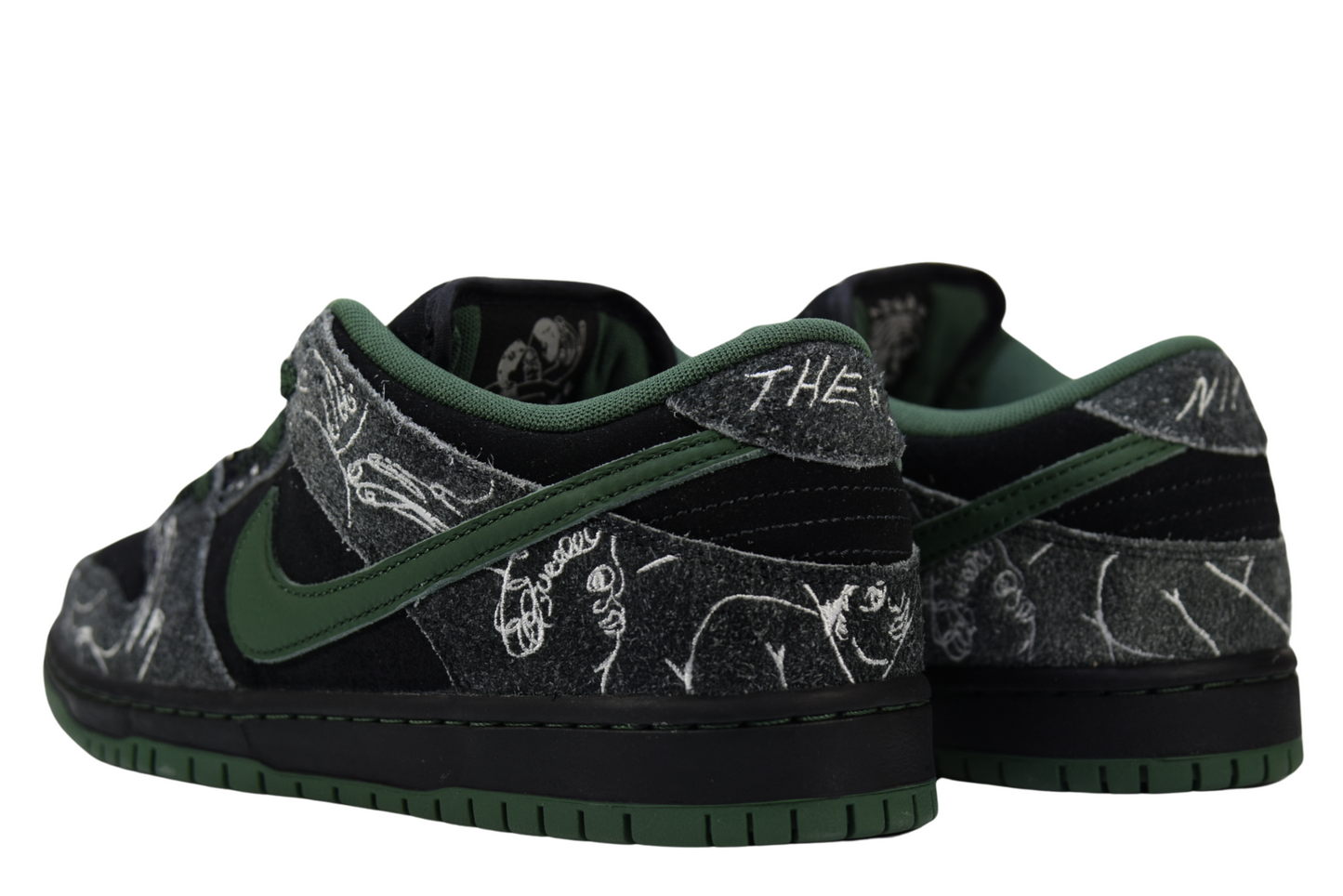 "THERE SKATEBOARDS"SB DUNK LOW QS