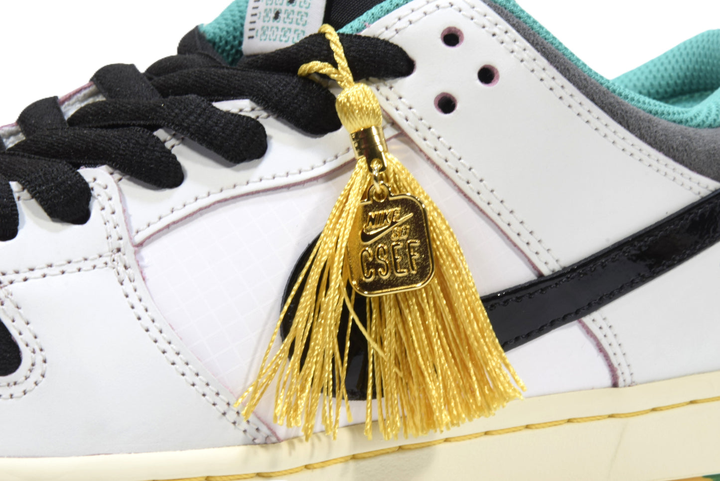 "CSEF"SB DUNK LOW PRO QS