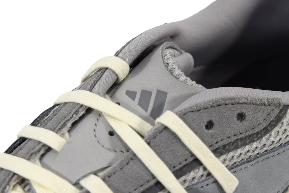 "GREY TWO"LIGHTBLAZE