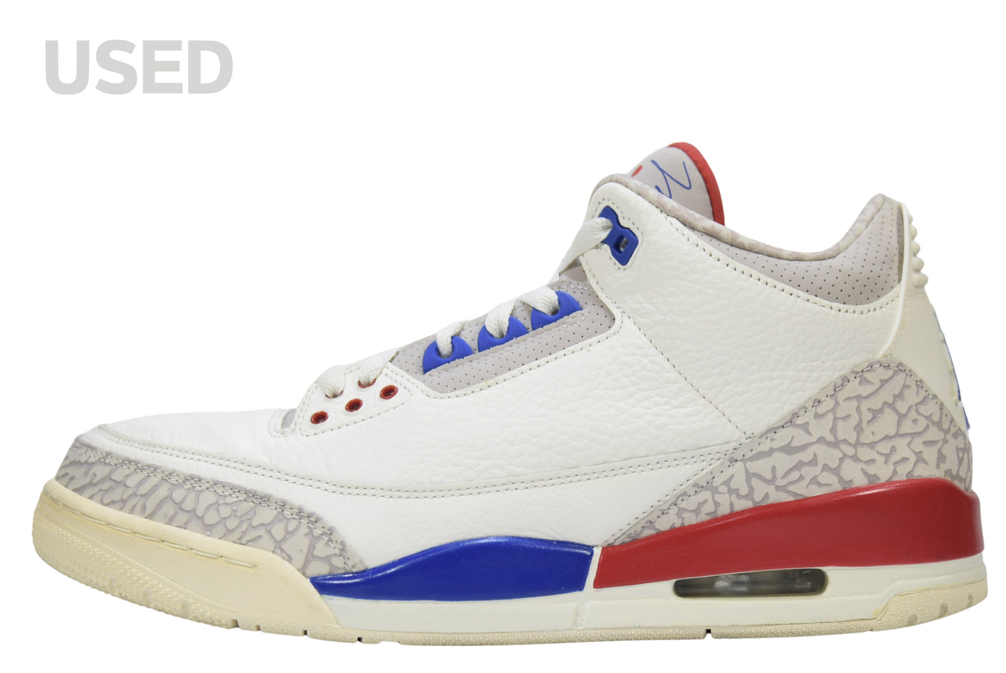 "INTERNATIONAL FLIGHT"AIR JORDAN 3 RETRO