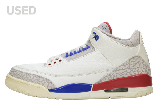 "INTERNATIONAL FLIGHT"AIR JORDAN 3 RETRO