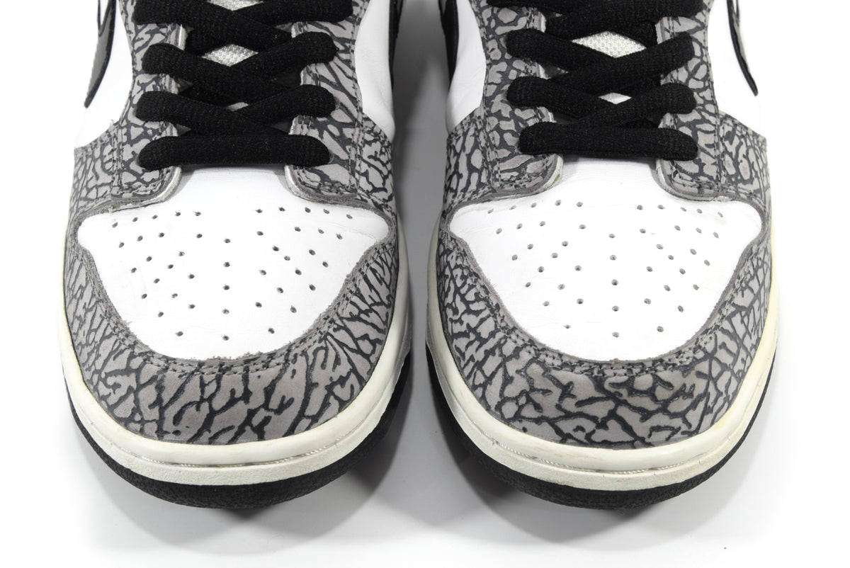 "SUPREME WHITE CEMENT"DUNK LOW PRO SB