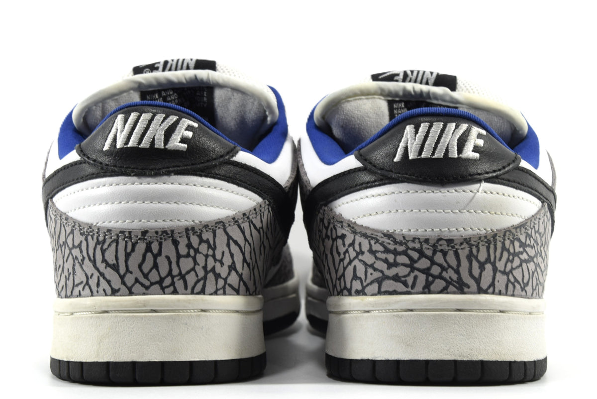 "SUPREME WHITE CEMENT"DUNK LOW PRO SB
