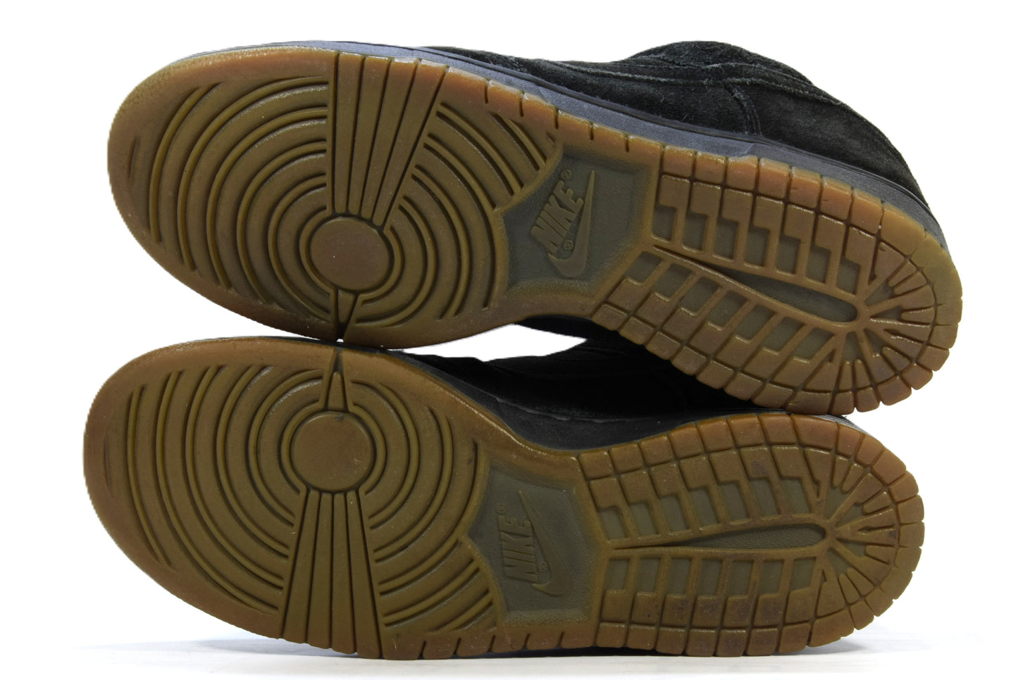 "BLACK GUM SUEDE"DUNK LOW PRO SB