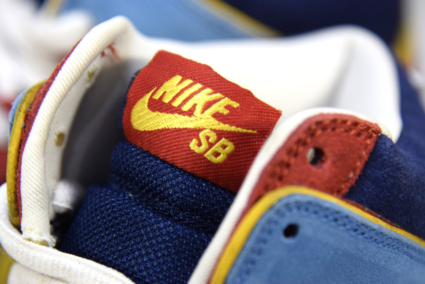 "MR,PACMAN"DUNK HIGH PRO SB