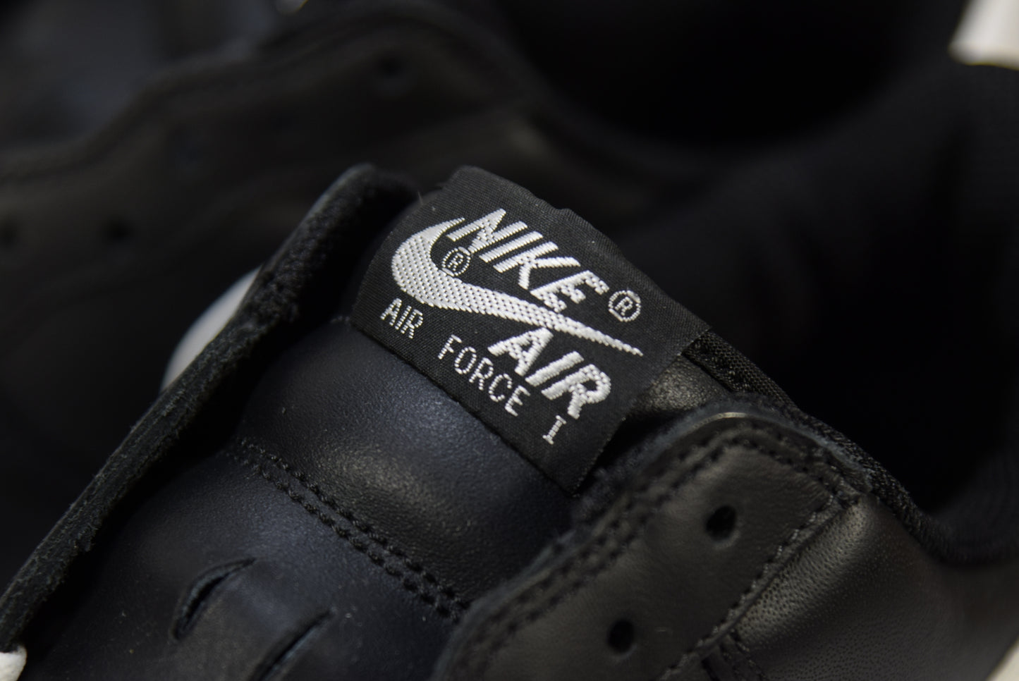 "BLACK LEATHER"AIR FORCE 1 LOW