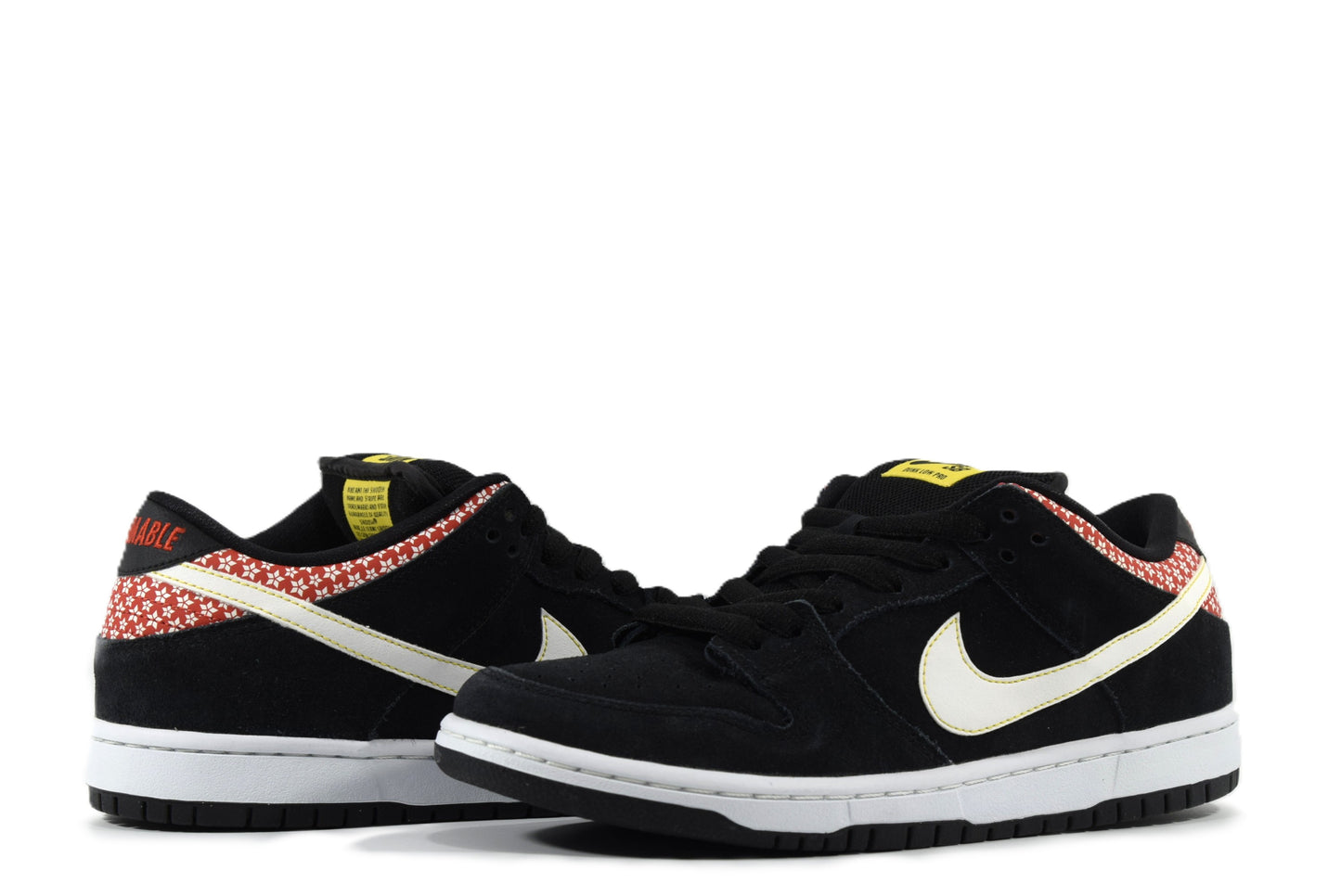 "FIRECRACKER BLACK"DUNK LOW PREMIUM SB
