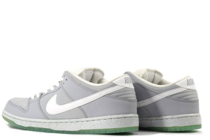 "MARTY MCFLY"DUNK LOW PREMIUM SB