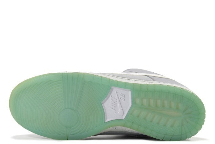 "MARTY MCFLY"DUNK LOW PREMIUM SB