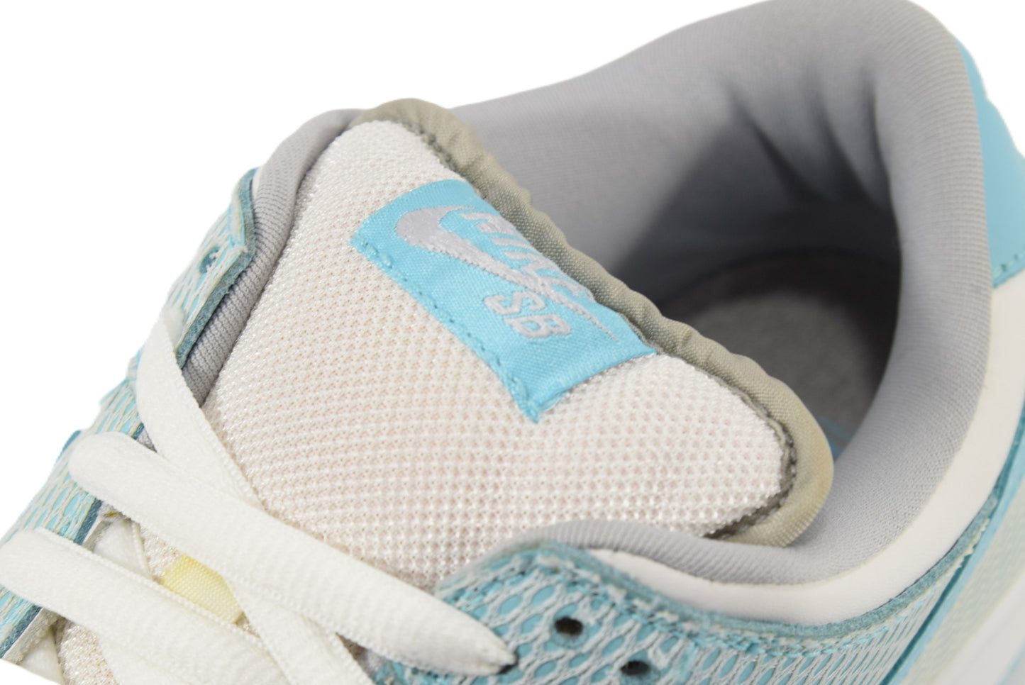 "HIGH HAIR"DUNK LOW PREMIUM SB