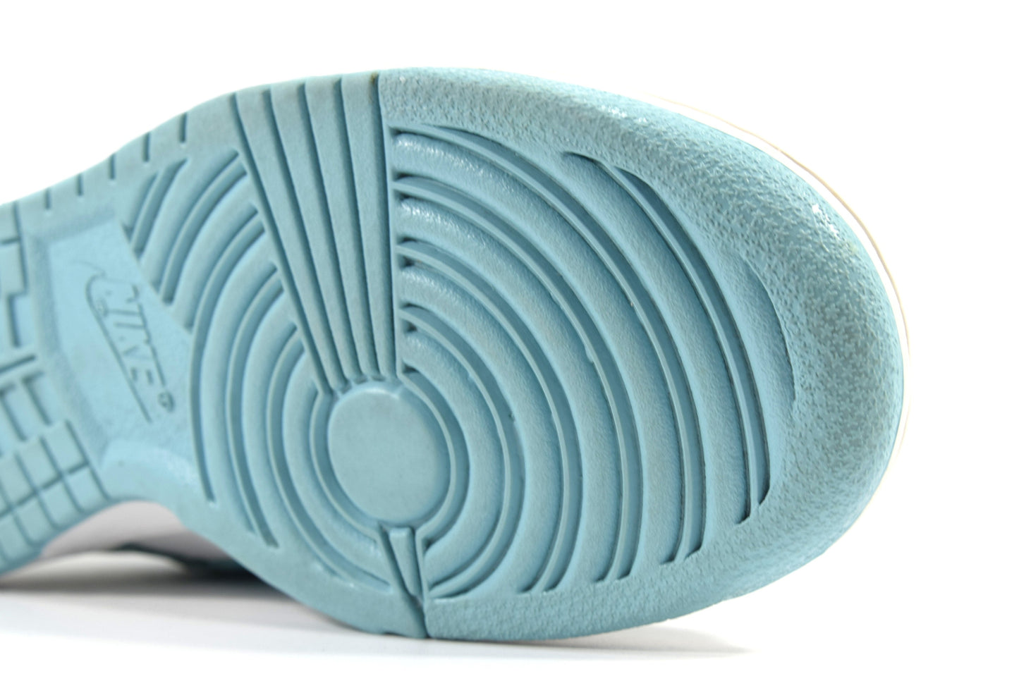 "HIGH HAIR"DUNK LOW PREMIUM SB