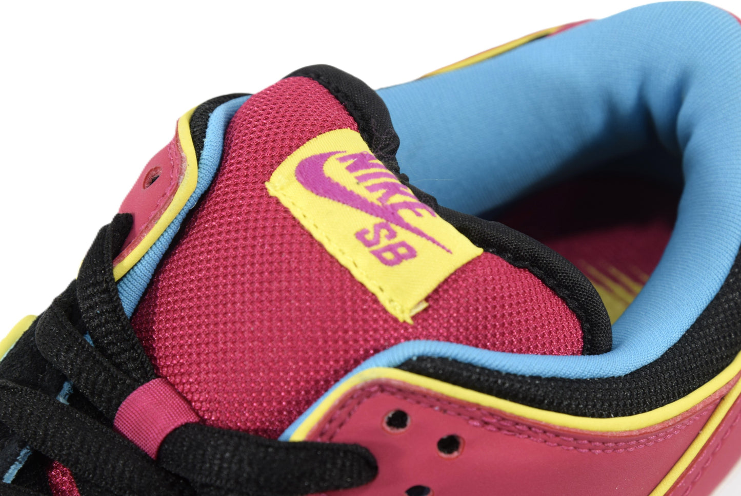 "MS.PACMAN"DUNK LOW PREMIUM SB