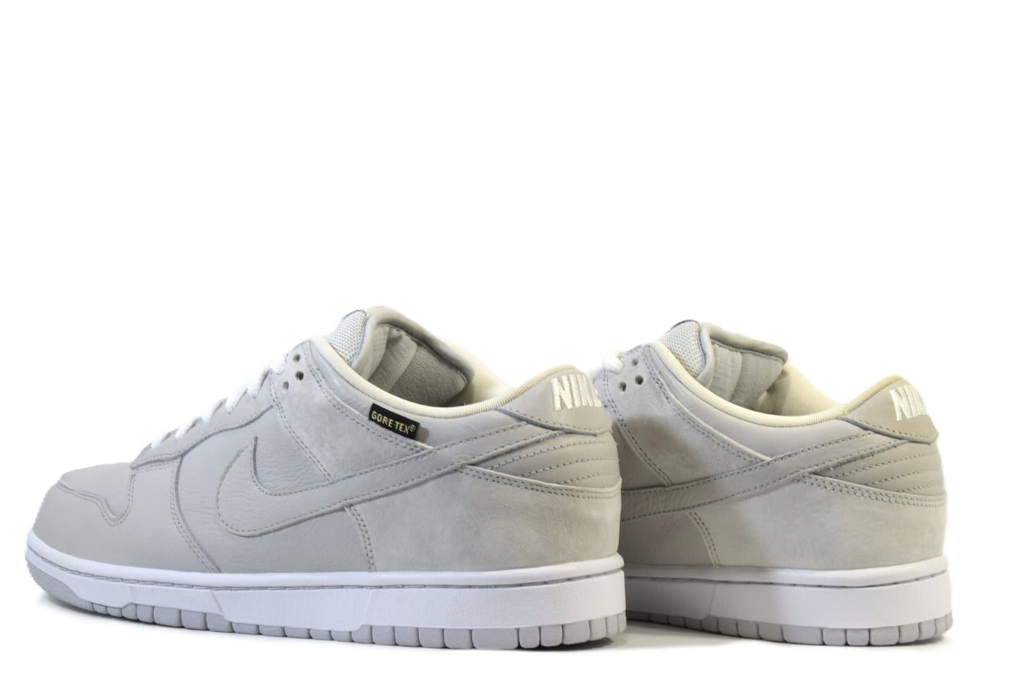 "MEDICOM 5 GORE-TEX"DUNK LOW PREMIUM WP