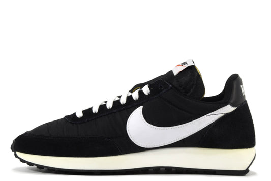 "BLACK WHITE"AIR TAILWIND 79