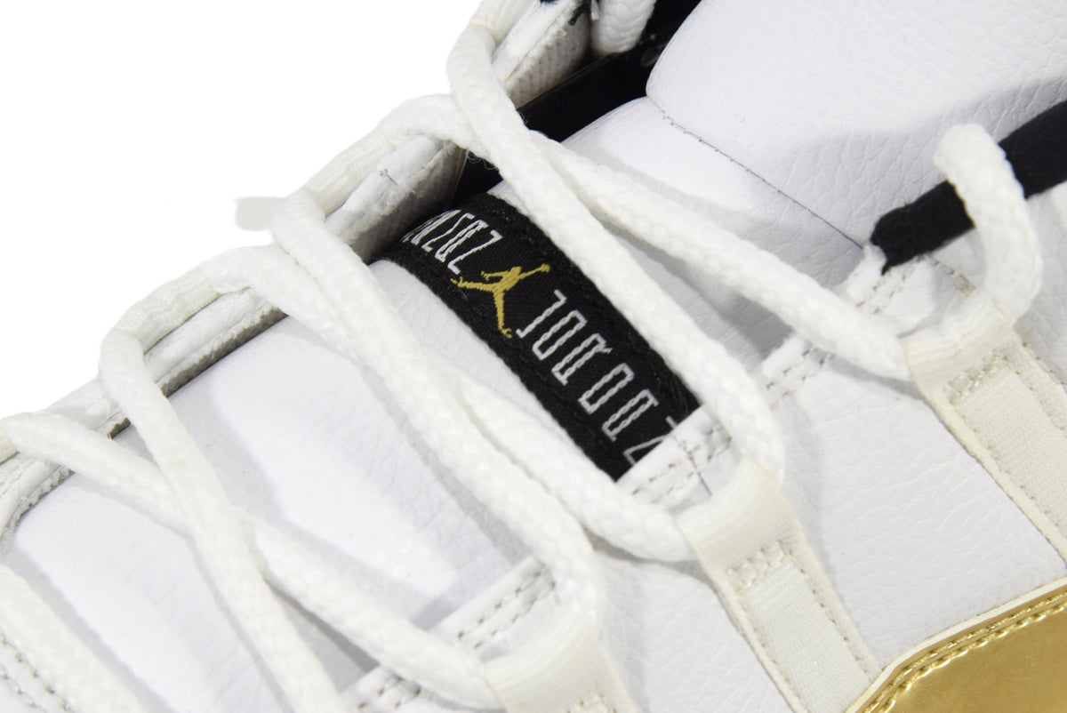 "METALLIC GOLD COIN"AIR JORDAN 11 RETRO LOW