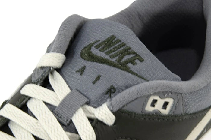 "WORLD WIDE PACK" AIR MAX 95 SE
