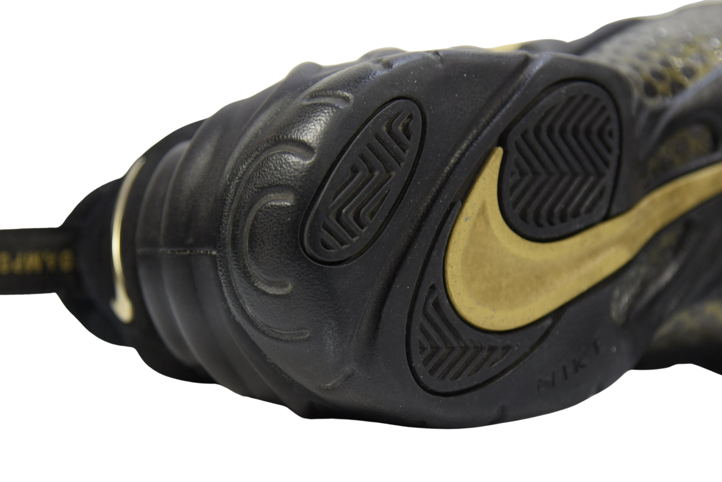 "BLACK METALLIC GOLD"AIR FOAMPOSITE PRO