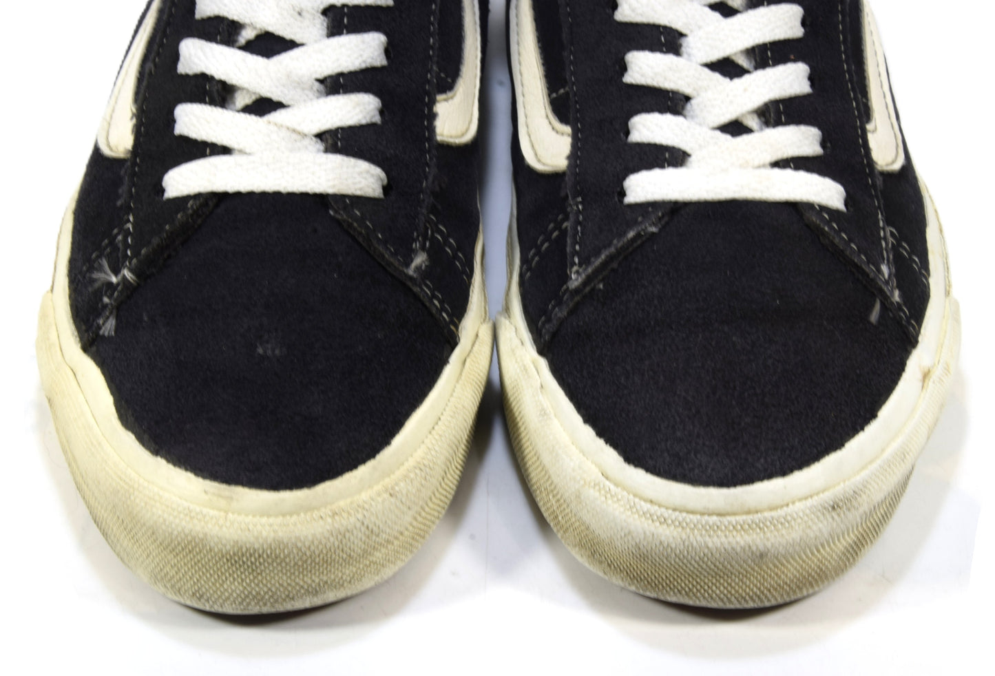 "BLACK WHITE"OLD SKOOL