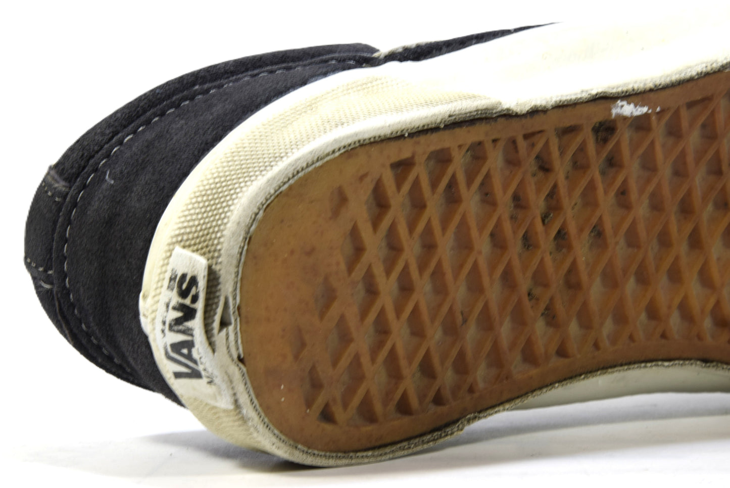 "BLACK WHITE"OLD SKOOL