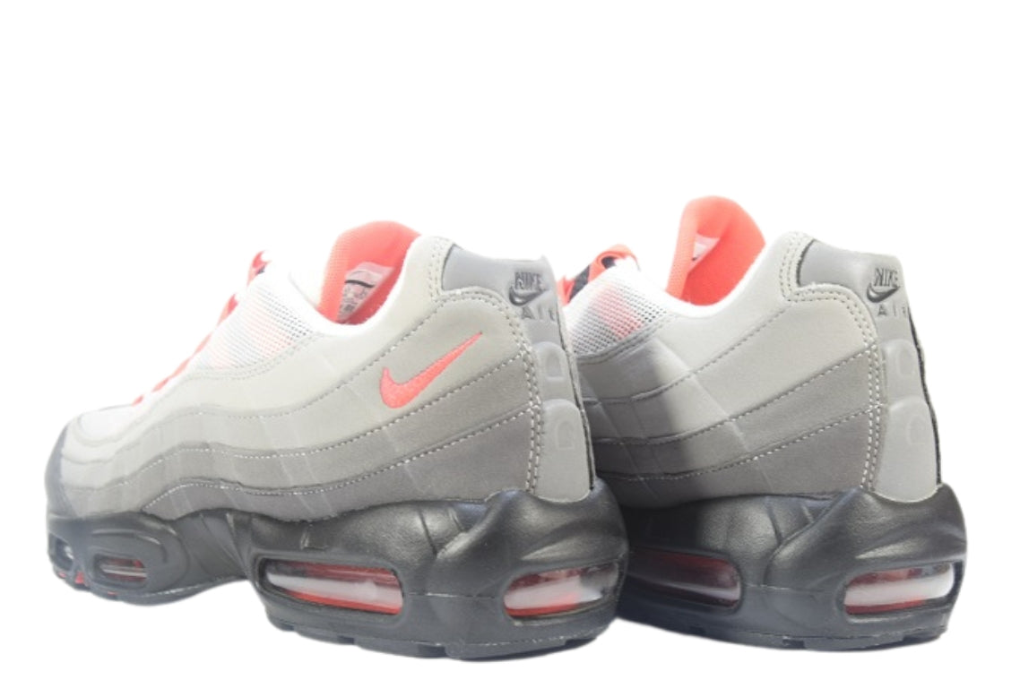 "SOLAR RED"AIR MAX 95 OG