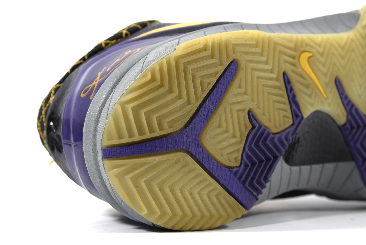 "CARPE DIEM"KOBE 4 PROTRO