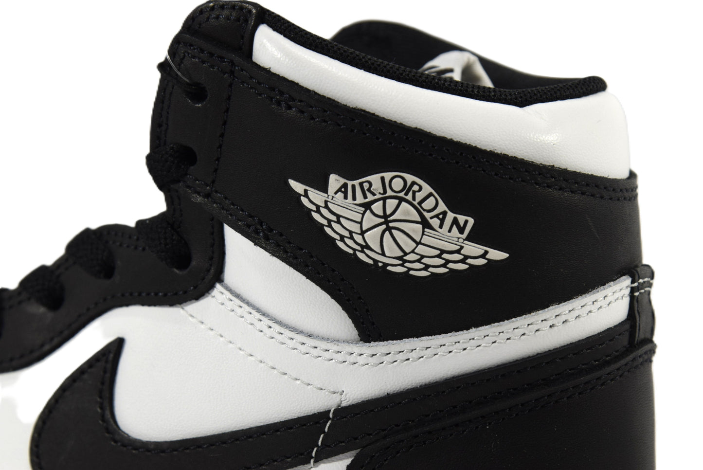 "BLACK/WHITE"AIR JORDAN 1 HI 85