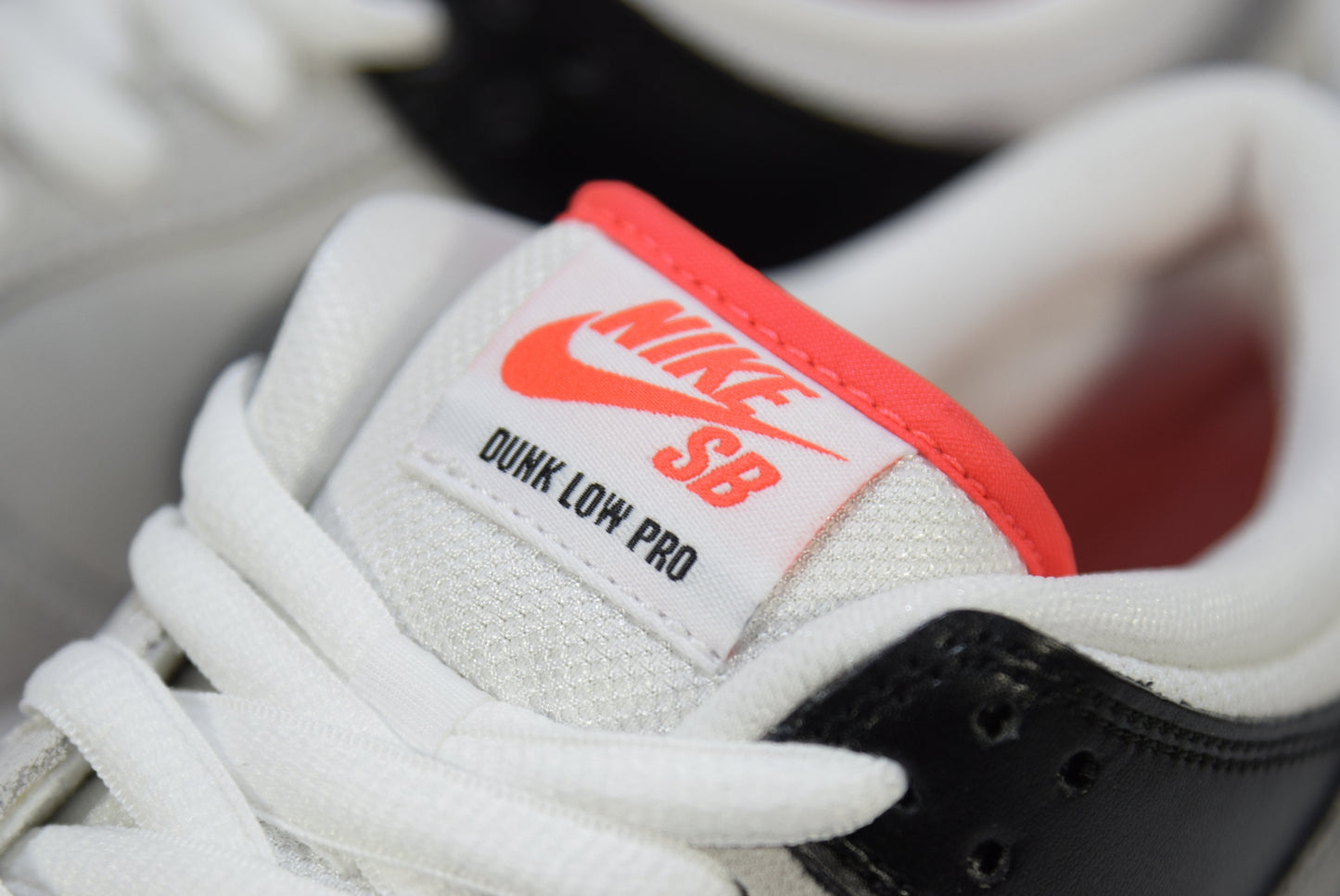 "INFRARED"SB DUNK LOW PRO ISO