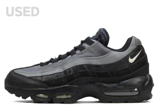 "SMOKE GREY"AIR MAX 95 ESSENTIAL