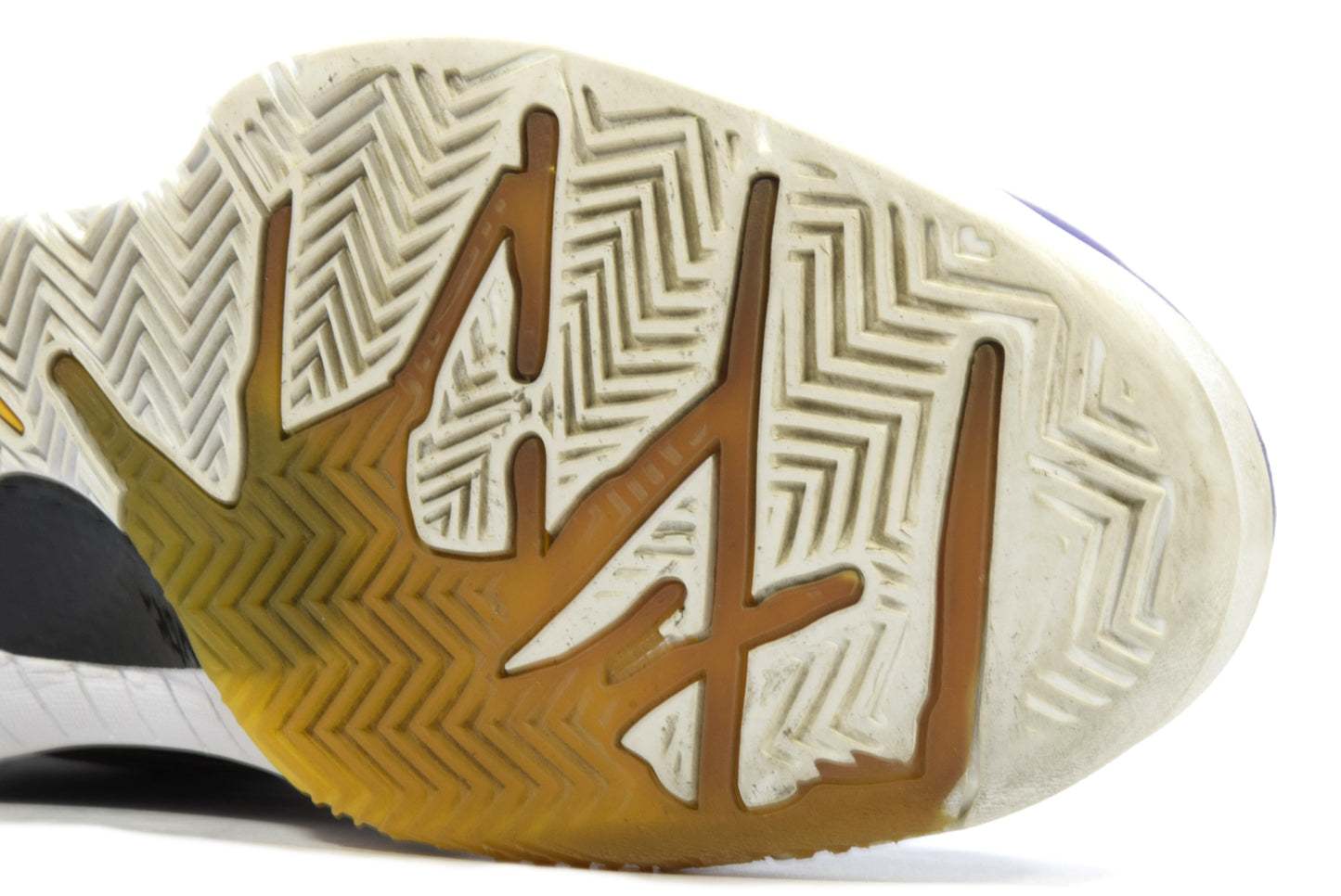 "LA LAKERS"KOBE 5 PROTRO UNDFTD PE