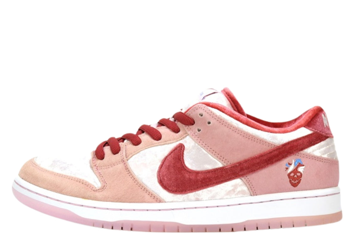 "STRANGE LOVE"SB DUNK LOW PRO QS