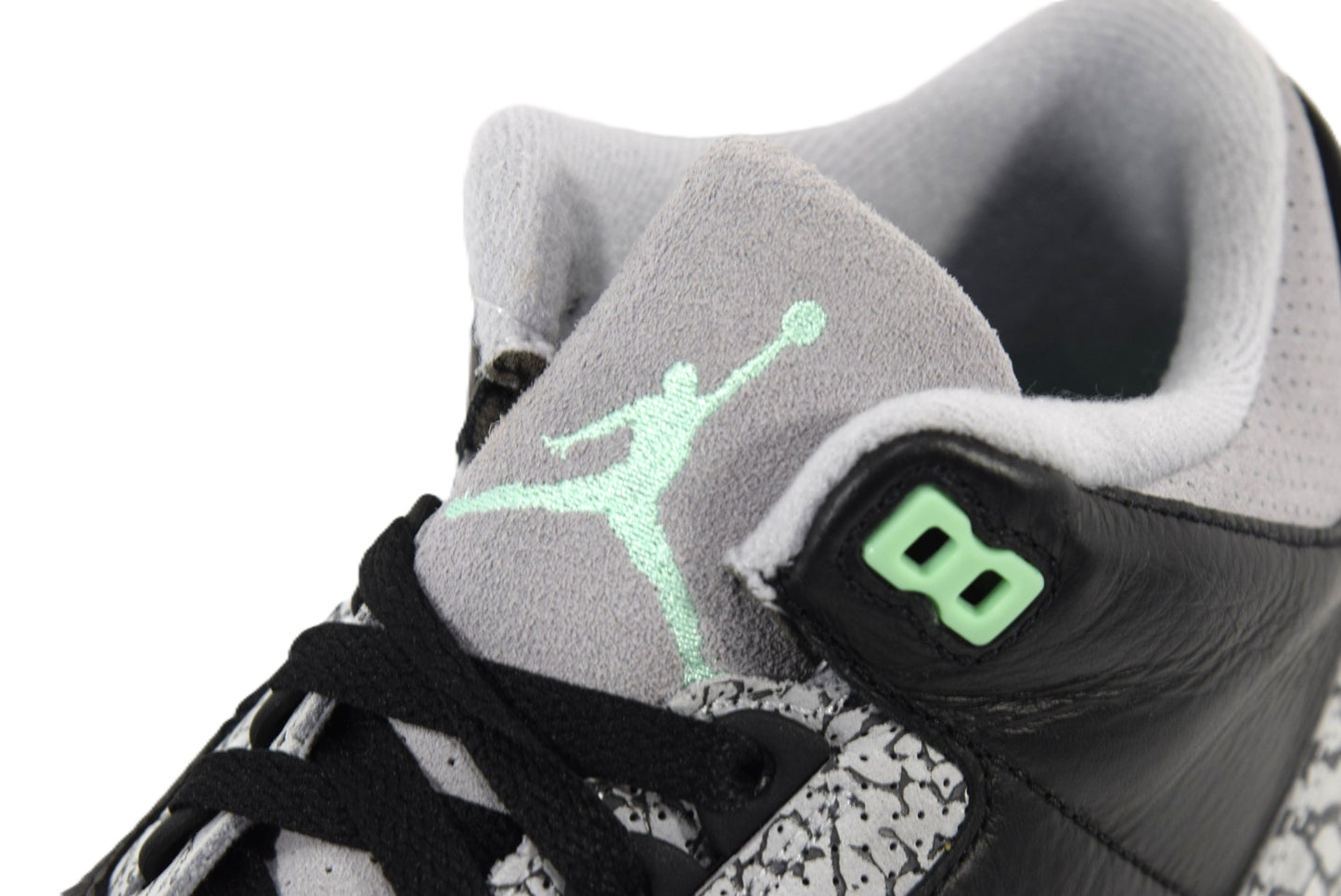 "GREEN GLOW"AIR JORDAN 3 RETRO