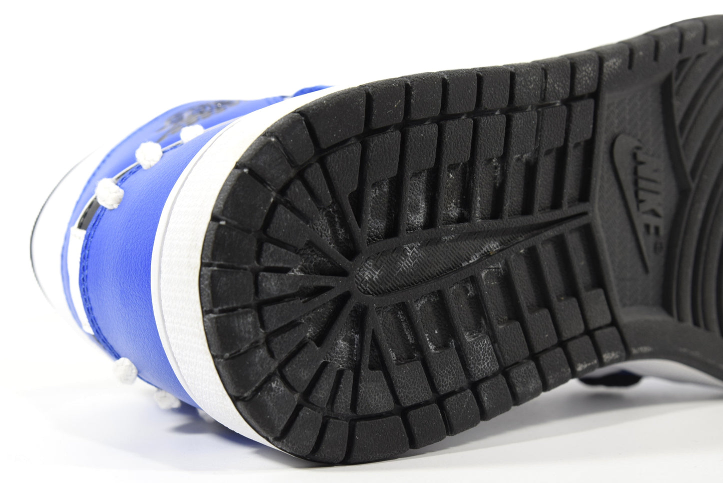 "SISTER HOOD"WMNS AIR JORDAN 1 MID SE