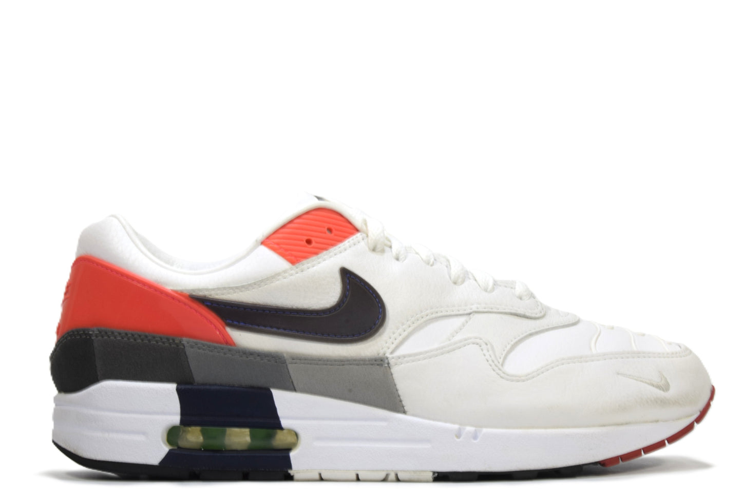 "EVOLUTION OF ICONS"AIR MAX 1 EOI