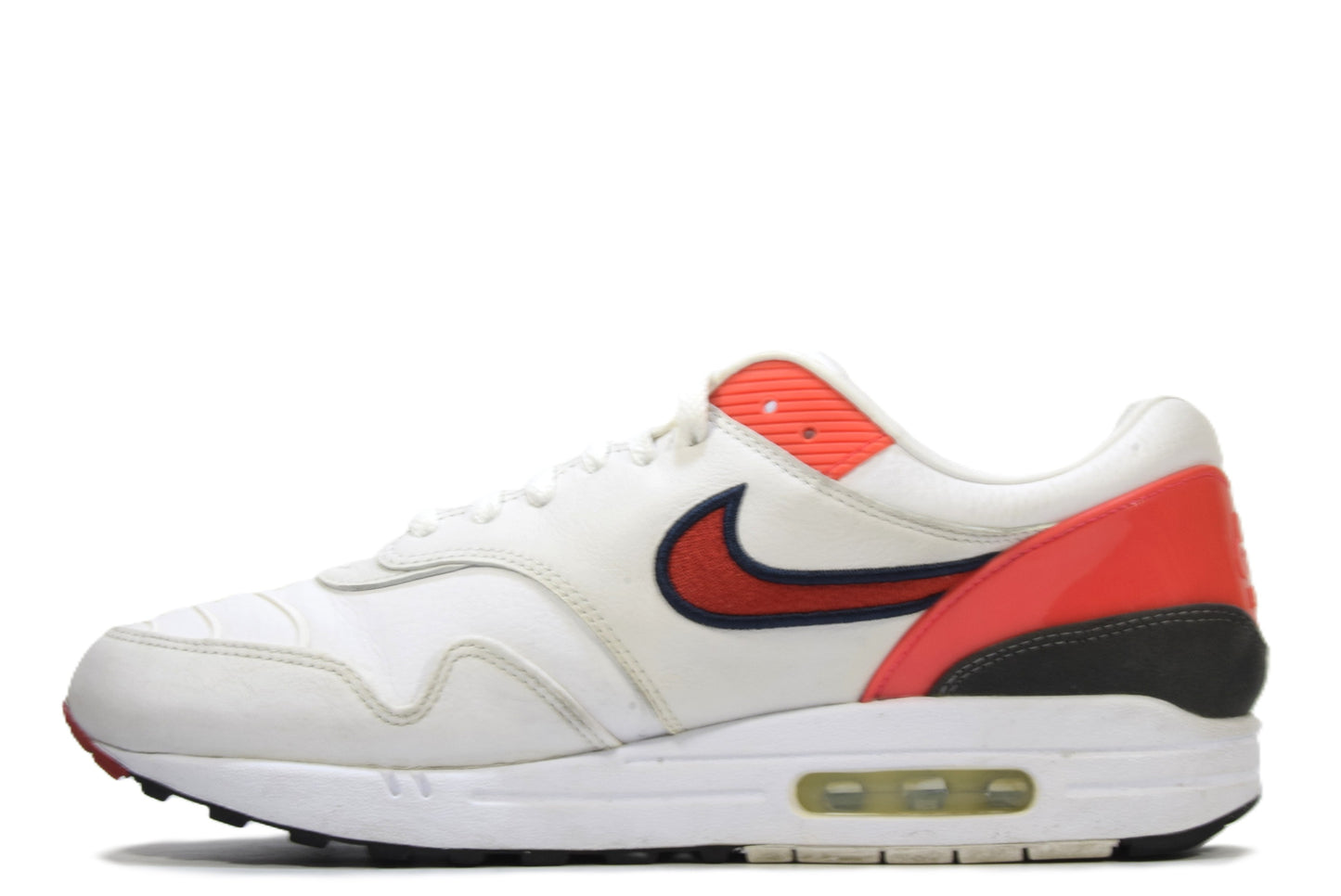 "EVOLUTION OF ICONS"AIR MAX 1 EOI