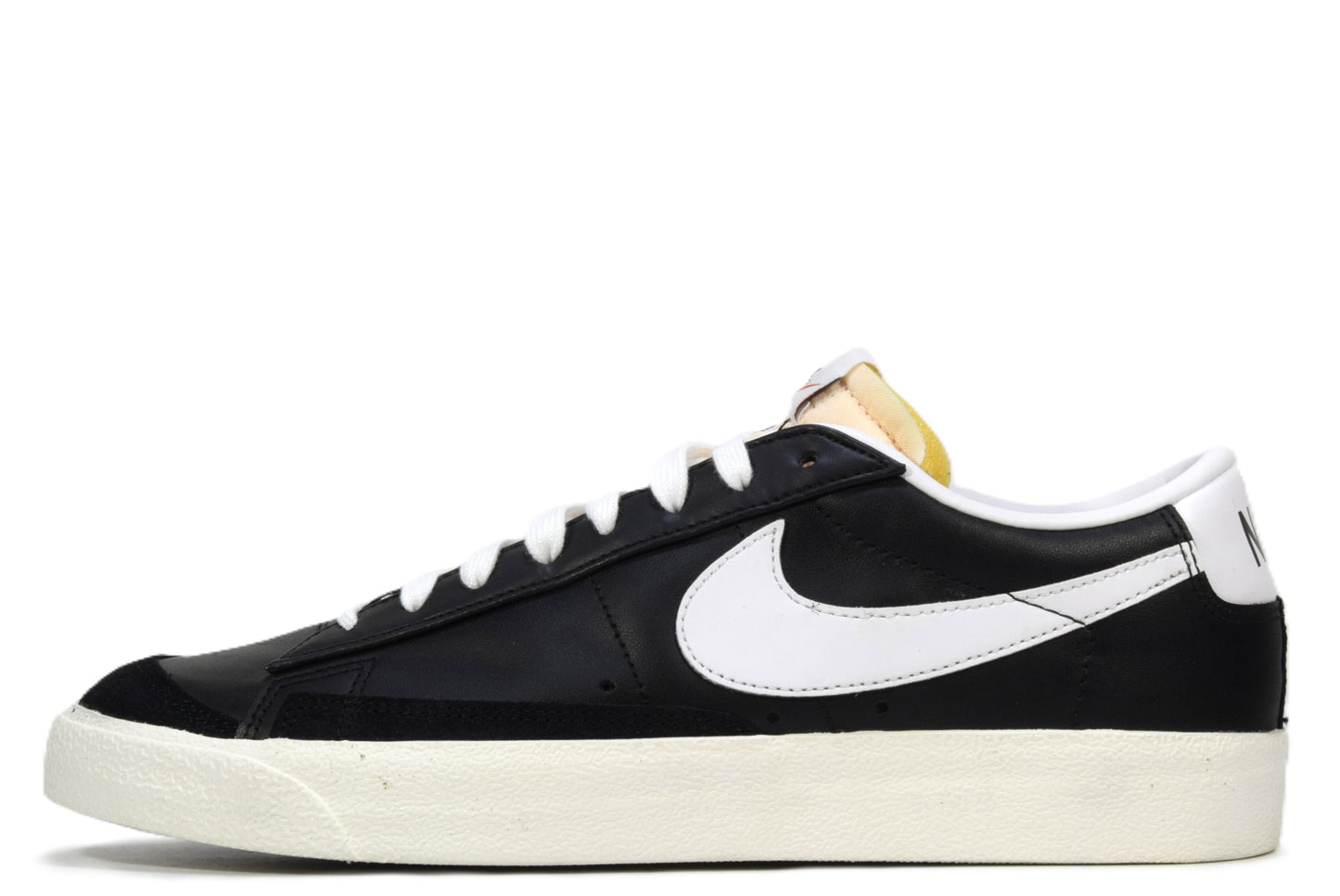 "BLACK WHITE"BLAZER LOW 77 VNTG