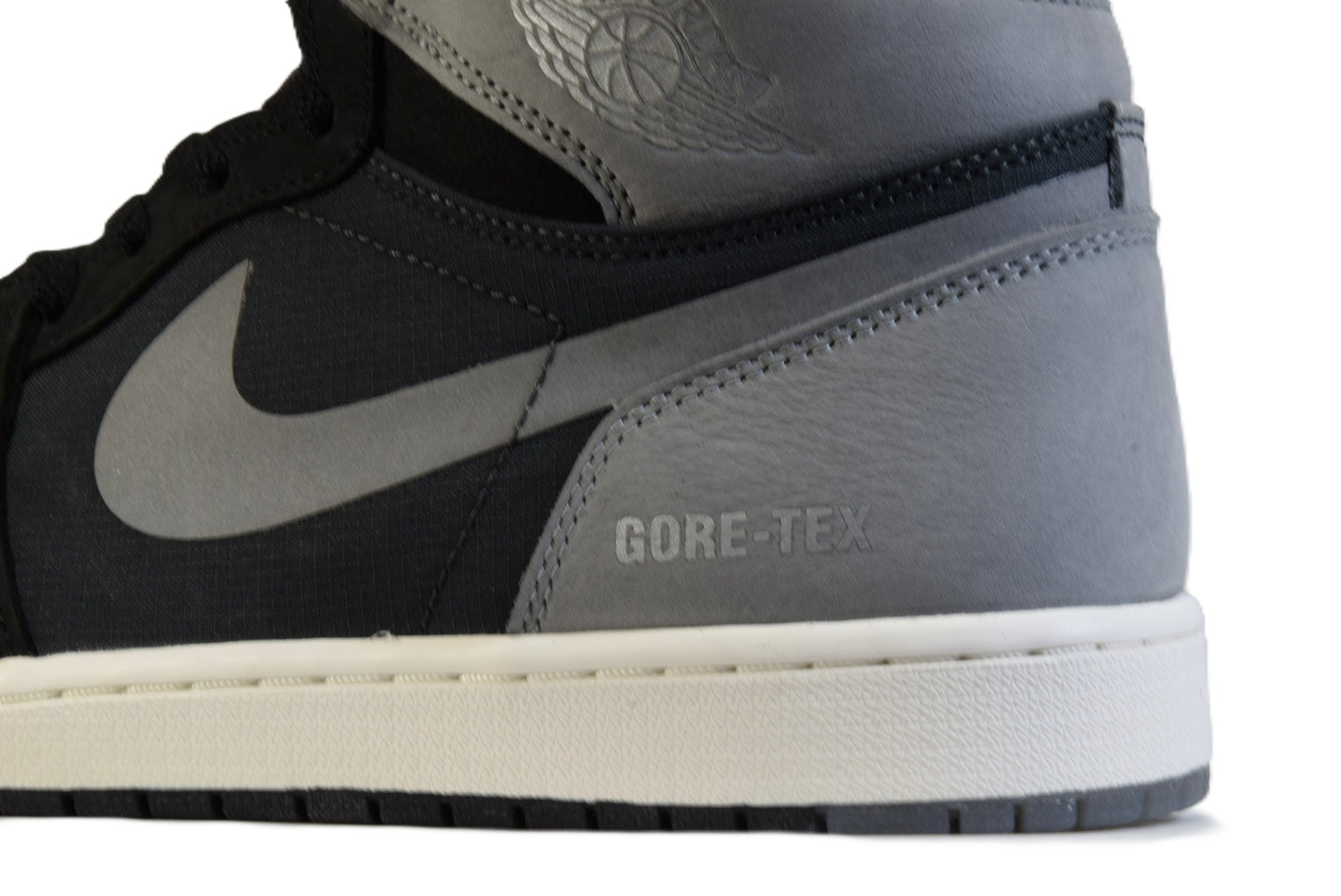 "GORETEX"AIR JORDAN 1 ELEMENT