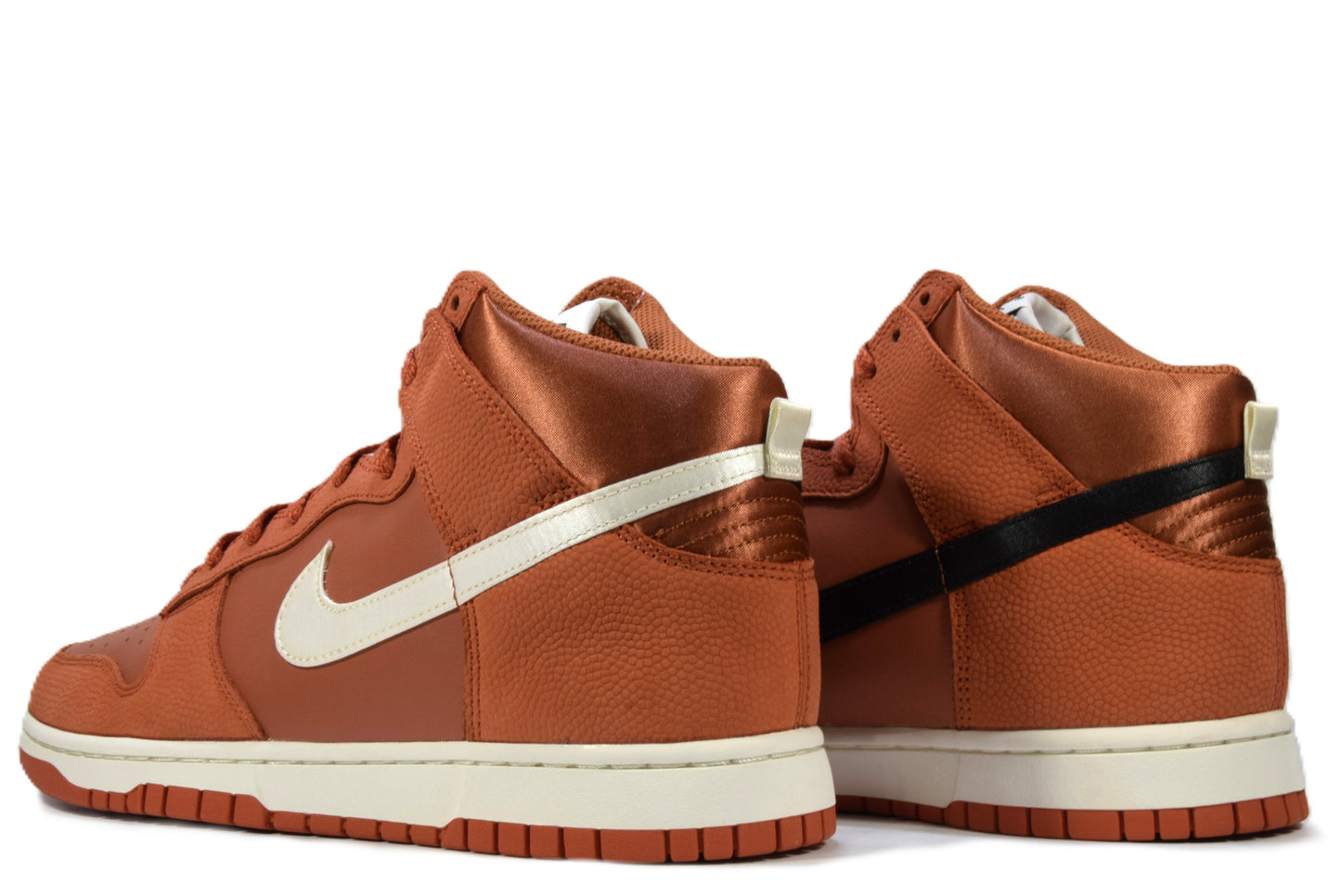 "CLASSIC GREEN" SB DUNK LOW PRO