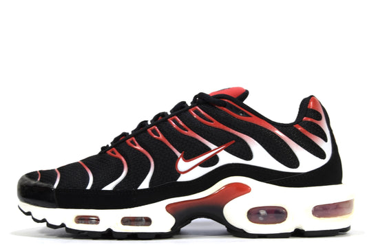 "UNIVERSITY RED"AIR MAX PLUS