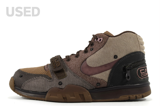 "TRAVIS SCOTT"AIR TRAINER 1 / CJ