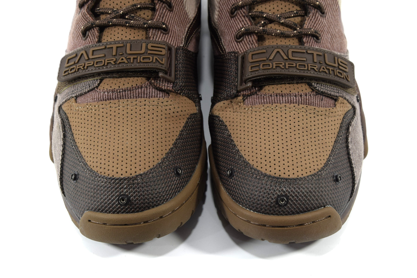 "TRAVIS SCOTT"AIR TRAINER 1 / CJ