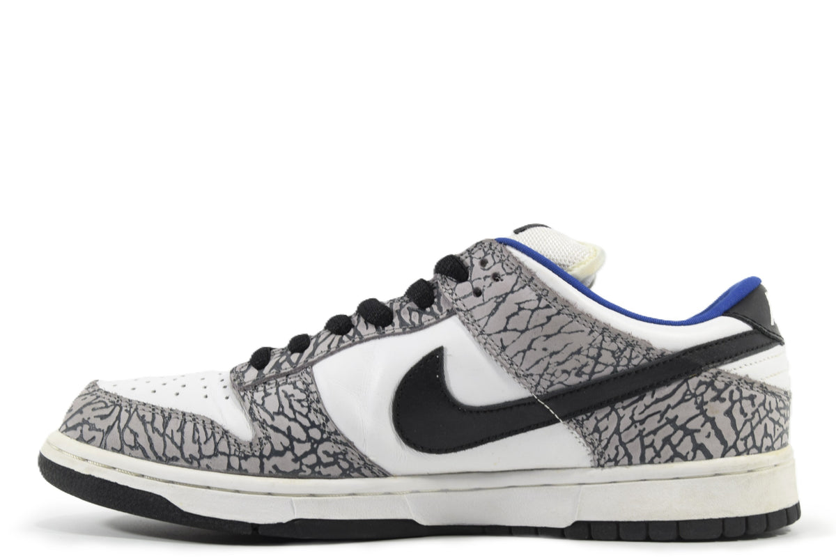 "SUPREME WHITE CEMENT"DUNK LOW PRO SB