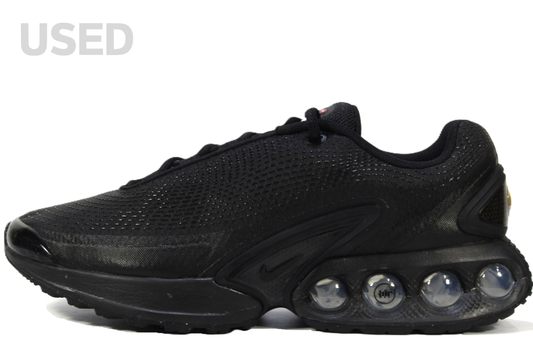"BLACK"AIR MAX DN