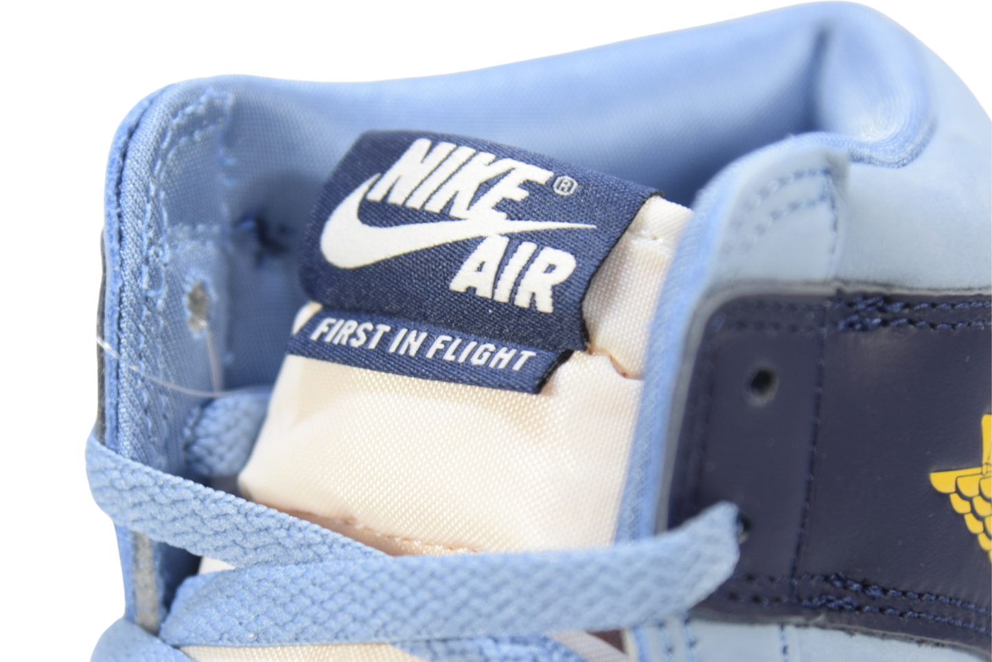 "FIRST IN FLIGHT"WMNS AIR JORDAN 1 RETRO HI OG